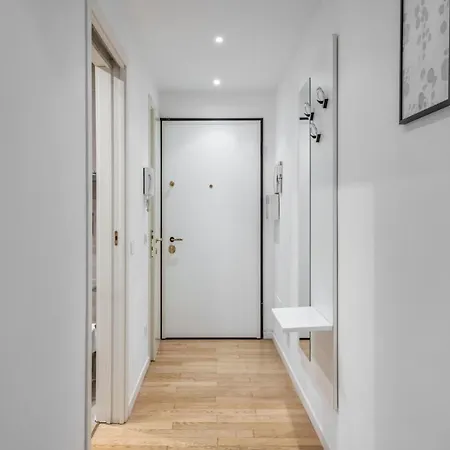Easylife - Sofisticato Monolocale Con Terrazzino Nel Cuore Di Porta Venezia Milánó