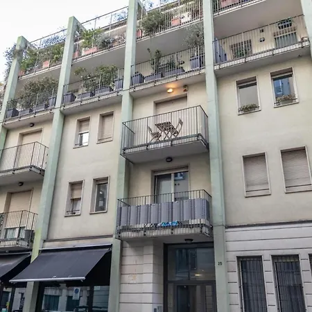 Easylife - Sofisticato Monolocale Con Terrazzino Nel Cuore Di Porta Venezia Milánó