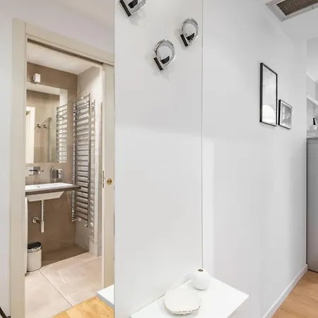 Easylife - Sofisticato Monolocale Con Terrazzino Nel Cuore Di Porta Venezia Milánó